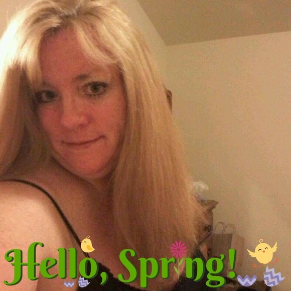 Meet your Posher, Rae. - Picture 2 of 2